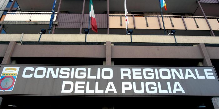 Manifesto: “La Famiglia entri nel dibattito politico in Puglia”